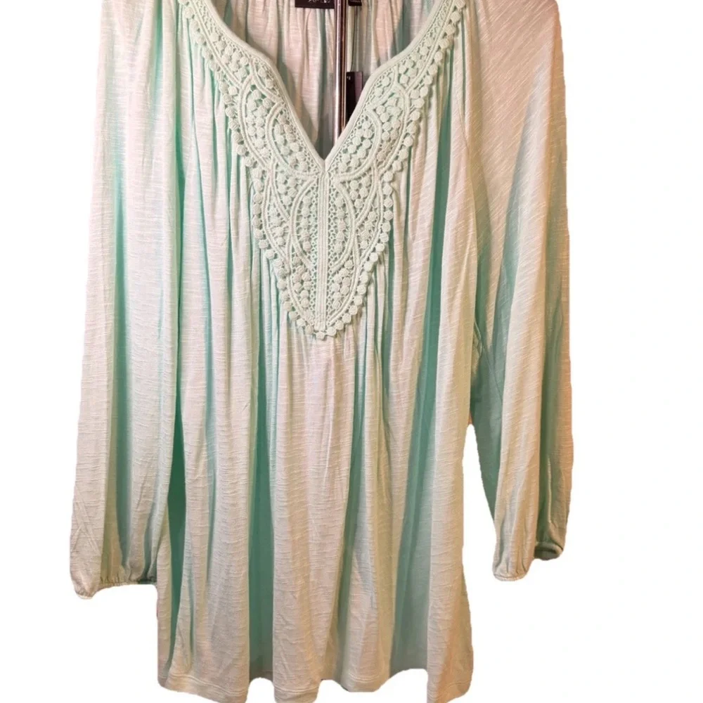 Apt. 9 Light Mint Green Tunic Top with Crochet Trim V-Neck - XL - Picture 8 of 8